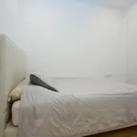 Rent 1 bedroom apartment in Barcelona