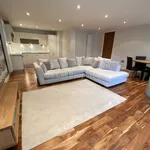 Rent 2 bedroom flat of 101 m² in Salford