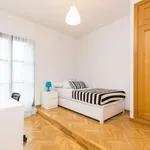 Rent a room of 140 m² in madrid