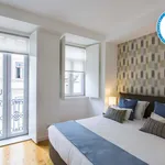 Rent 4 bedroom apartment of 50 m² in Lisboa