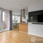 Rent 3 bedroom house in Edinburgh