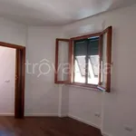 Rent 4 bedroom apartment of 80 m² in Portoferraio