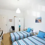 Rent 3 bedroom apartment in Lisbon