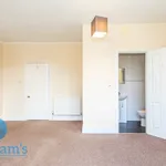 Rent 4 bedroom house in East Midlands