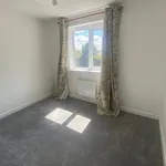 Rent 3 bedroom flat in East Of England