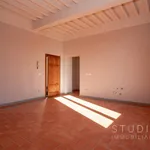 Rent 3 bedroom apartment of 86 m² in Pistoia