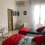 Rent a room in florence