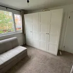 Rent 3 bedroom flat in Yorkshire And The Humber