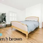 Rent 3 bedroom apartment in East Of England