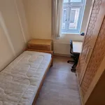 Rent 5 bedroom house in West Midlands