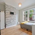 Rent 4 bedroom house in Preston