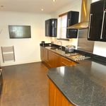 Rent 2 bedroom flat in Elmbridge