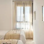 Alquilo 4 dormitorio apartamento de 50 m² en Málaga