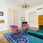 Rent 1 bedroom apartment of 69 m² in Budapest