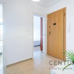 Rent 4 bedroom house of 85 m² in Valencia