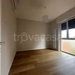 Rent 3 bedroom apartment of 110 m² in Macherio