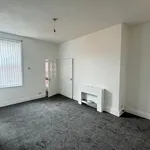 Rent 3 bedroom flat in North East England