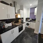 Rent 3 bedroom house in Leeds