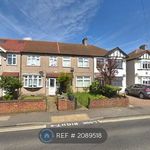 Rent 4 bedroom house in South East England