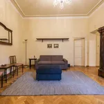 Rent 2 bedroom apartment of 130 m² in florence