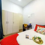 Rent a room in madrid