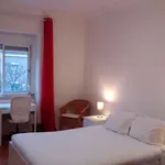 Rent a room in lisbon