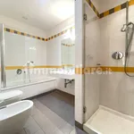 Rent 3 bedroom apartment of 65 m² in Florence