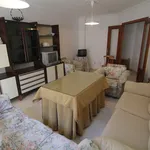 Alquilo 4 dormitorio apartamento de 120 m² en Huelva']