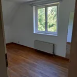 Huur 3 slaapkamer huis van 1500 m² in Lasne