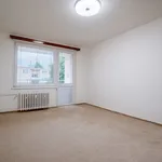 Pronajměte si 3 ložnic/e byt o rozloze 67 m² v netvorice