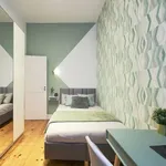 Rent a room in lisbon