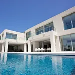 Rent 6 bedroom house of 1800 m² in Majorca']