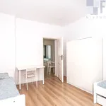 Rent 4 bedroom apartment of 73 m² in Poznan