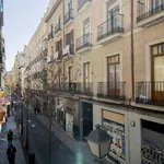 Rent 4 bedroom apartment of 70 m² in Madrid