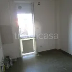 Affitto 3 camera appartamento di 90 m² in Gallarate