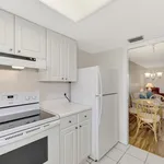 Rent 1 bedroom apartment of 62 m² in Sarasota