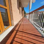 Rent 3 bedroom apartment of 90 m² in Leini