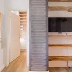 Rent 3 bedroom apartment of 45 m² in Berlin