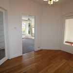 Rent 3 bedroom flat in Scotland