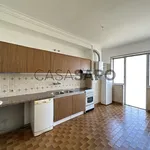 Rent 3 bedroom apartment in Santarém