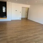 Appartement de 92 m² avec 3 chambre(s) en location à Ajaccio