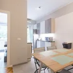 Rent a room of 120 m² in milan