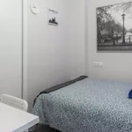 Rent 5 bedroom apartment in Valencia