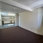 Rent 4 bedroom flat in Canterbury