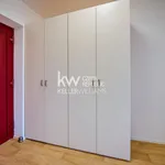 Rent 1 bedroom apartment of 32 m² in Prague