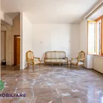 Rent 9 bedroom apartment of 200 m² in Roma