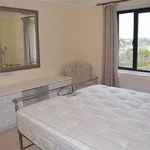 Rent 3 bedroom flat in South West England