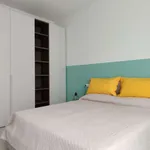 Rent a room of 72 m² in milan