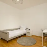 Miete 4 Schlafzimmer wohnung von 120 m² in Leipzig