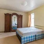 Rent 5 bedroom flat in West Midlands